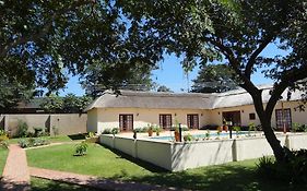 Mandebele Lodge